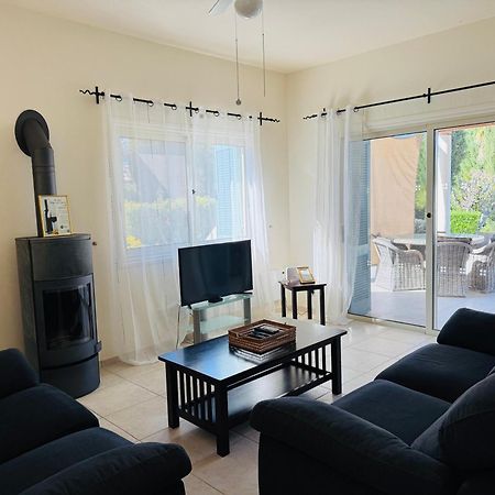 Beach Villa Gladiolus Нео-Хорио Экстерьер фото